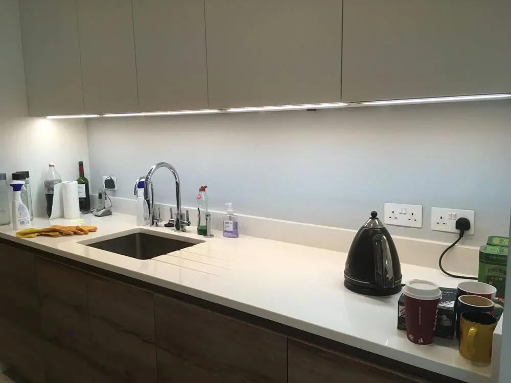 Large rear extension and landscaping, Oxshott – photo 11