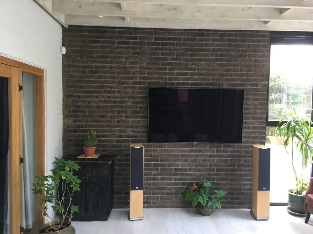 Large rear extension and landscaping, Oxshott – photo 14