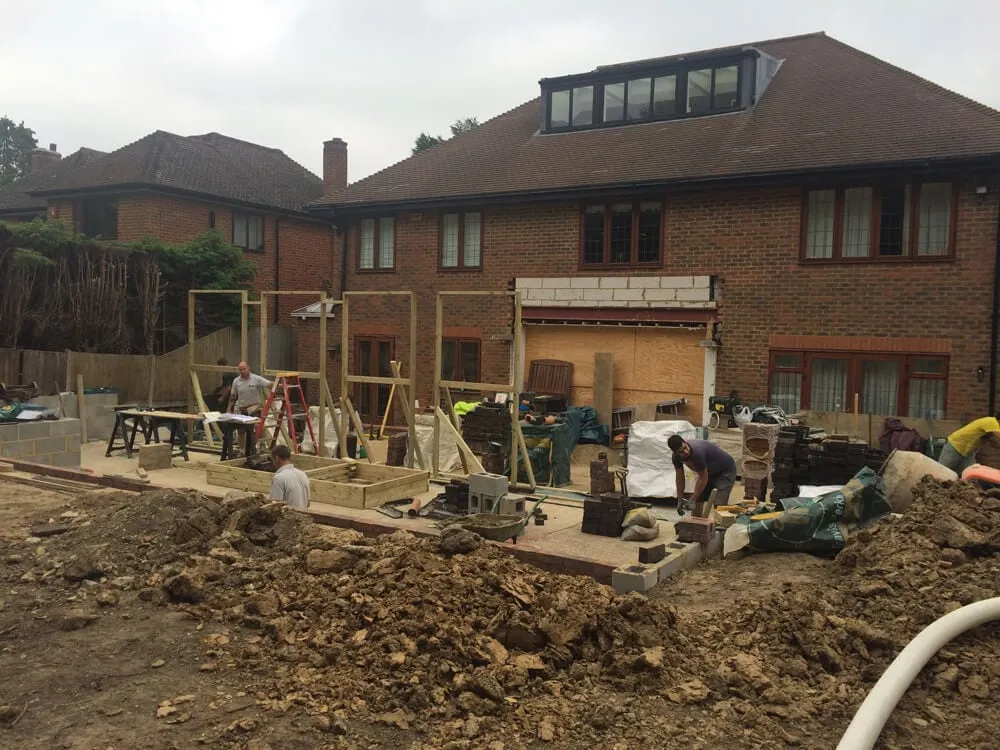 Large rear extension and landscaping, Oxshott – photo 18