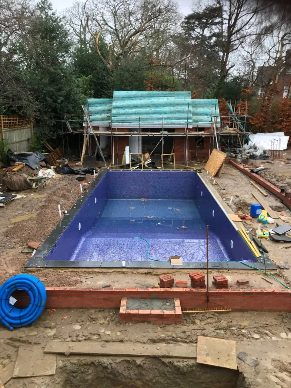 Pool house plus internal works to provide a new kitchen / family room, Claygate – photo 9