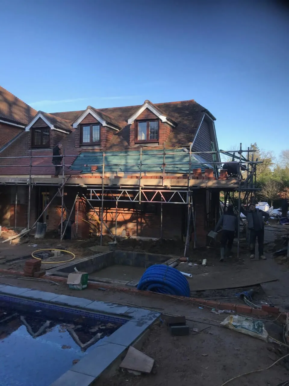 Pool house plus internal works to provide a new kitchen / family room, Claygate – photo 10