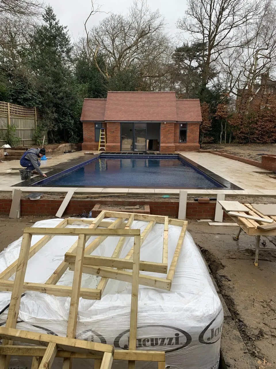Pool house plus internal works to provide a new kitchen / family room, Claygate – photo 11