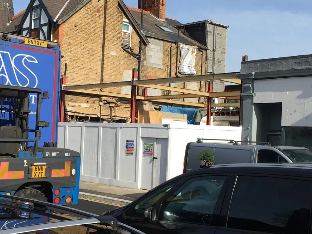 2 phase project: 7 high spec flats in Hampton Hill – photo 24