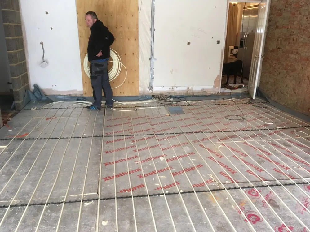 Large extension and new patio, Thames Ditton – photo 2