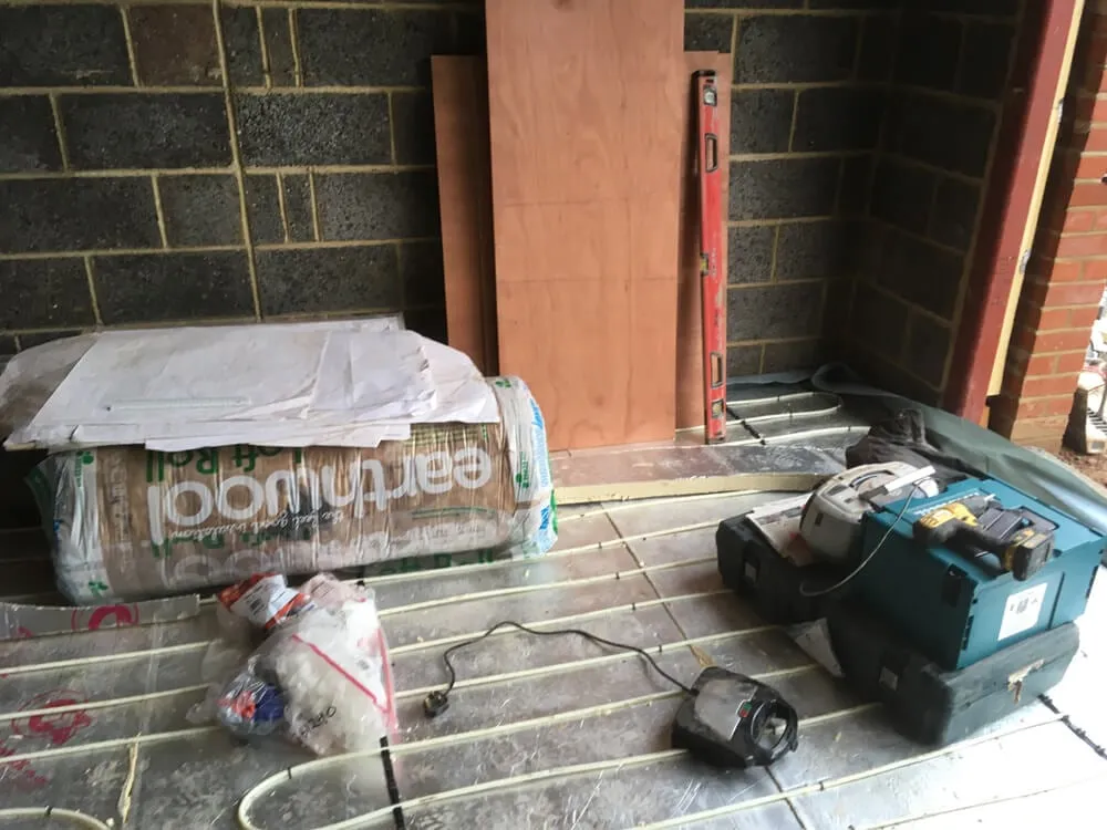 Large extension and new patio, Thames Ditton – photo 4