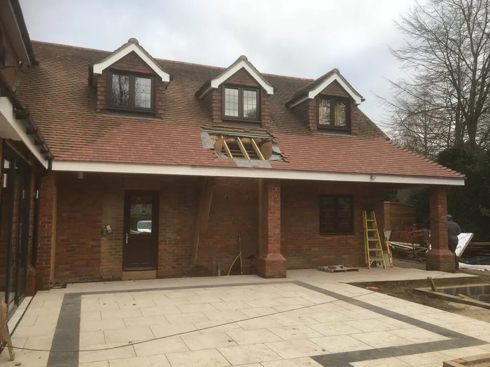 Pool house plus internal works to provide a new kitchen / family room, Claygate – photo 14