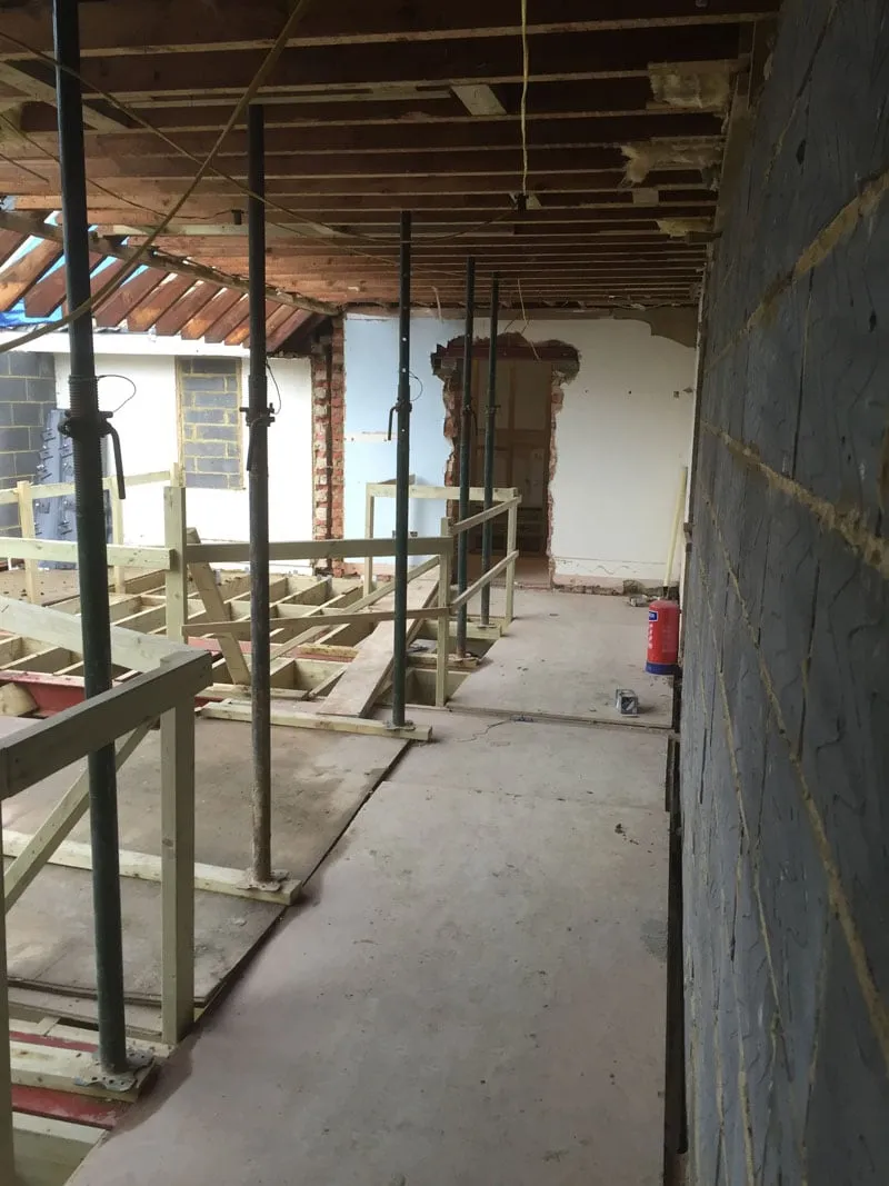 Compete Refurb and Extension, Oxshott – photo 15